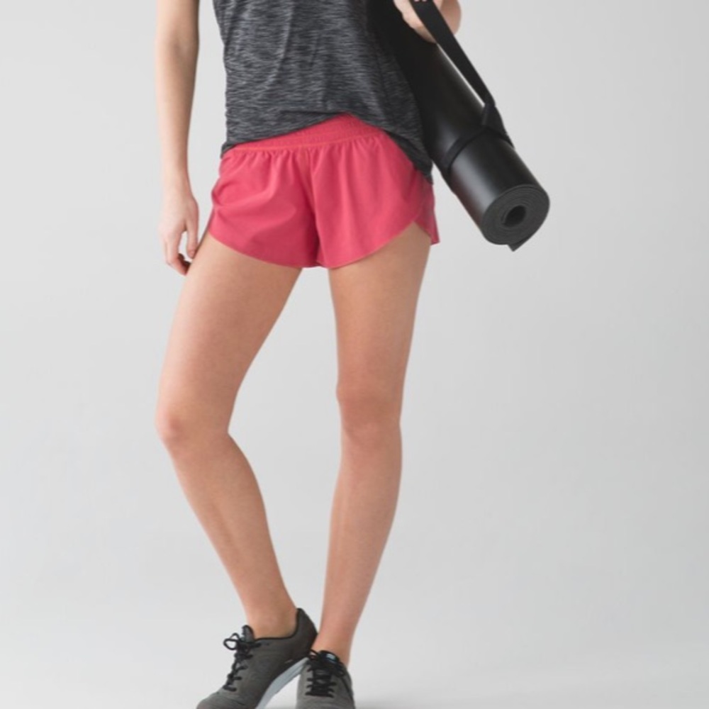 Lululemon Free Spirit Short Fireside Red